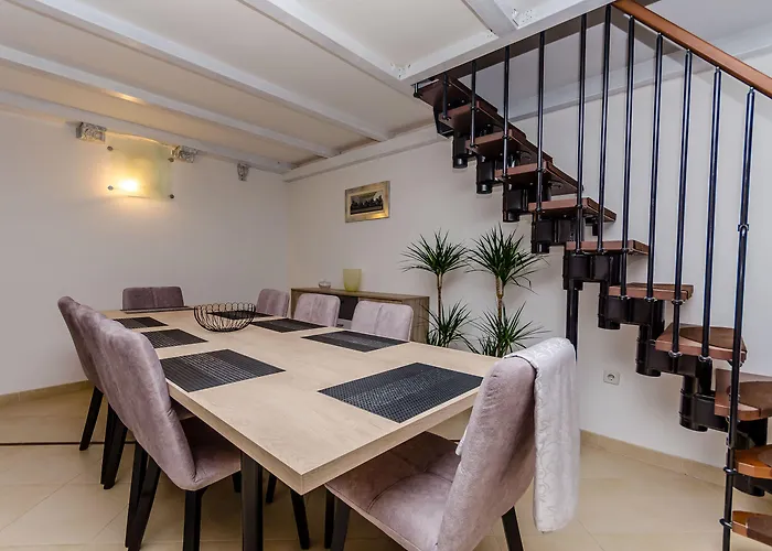 Dora Apartmán Trogir